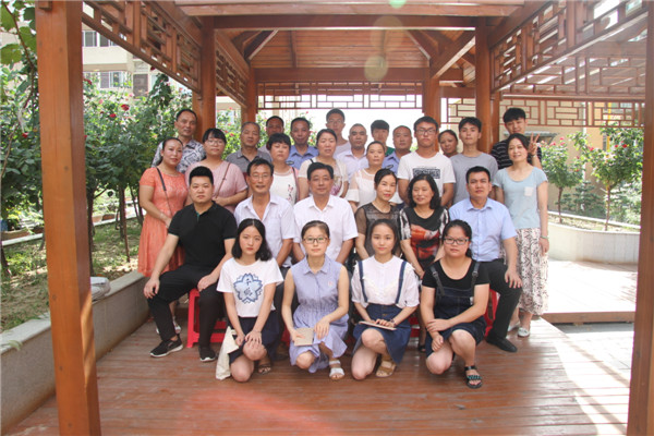 又是一年金秋季，助學(xué)圓夢暖人心----2017年寶業(yè)集團(tuán)“金秋助學(xué)”活動圓滿結(jié)束